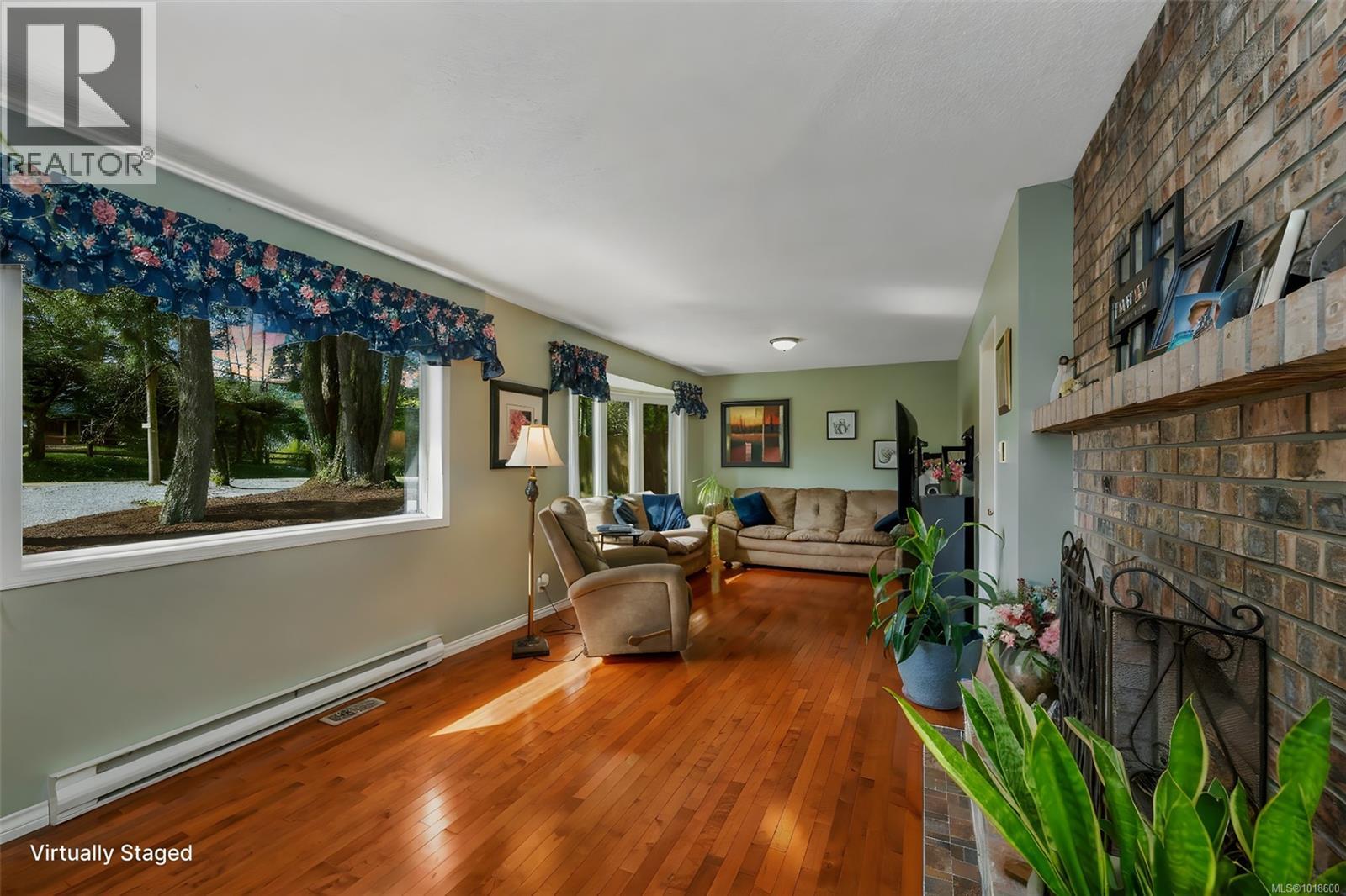 4759 Yellow Point Rd, Ladysmith