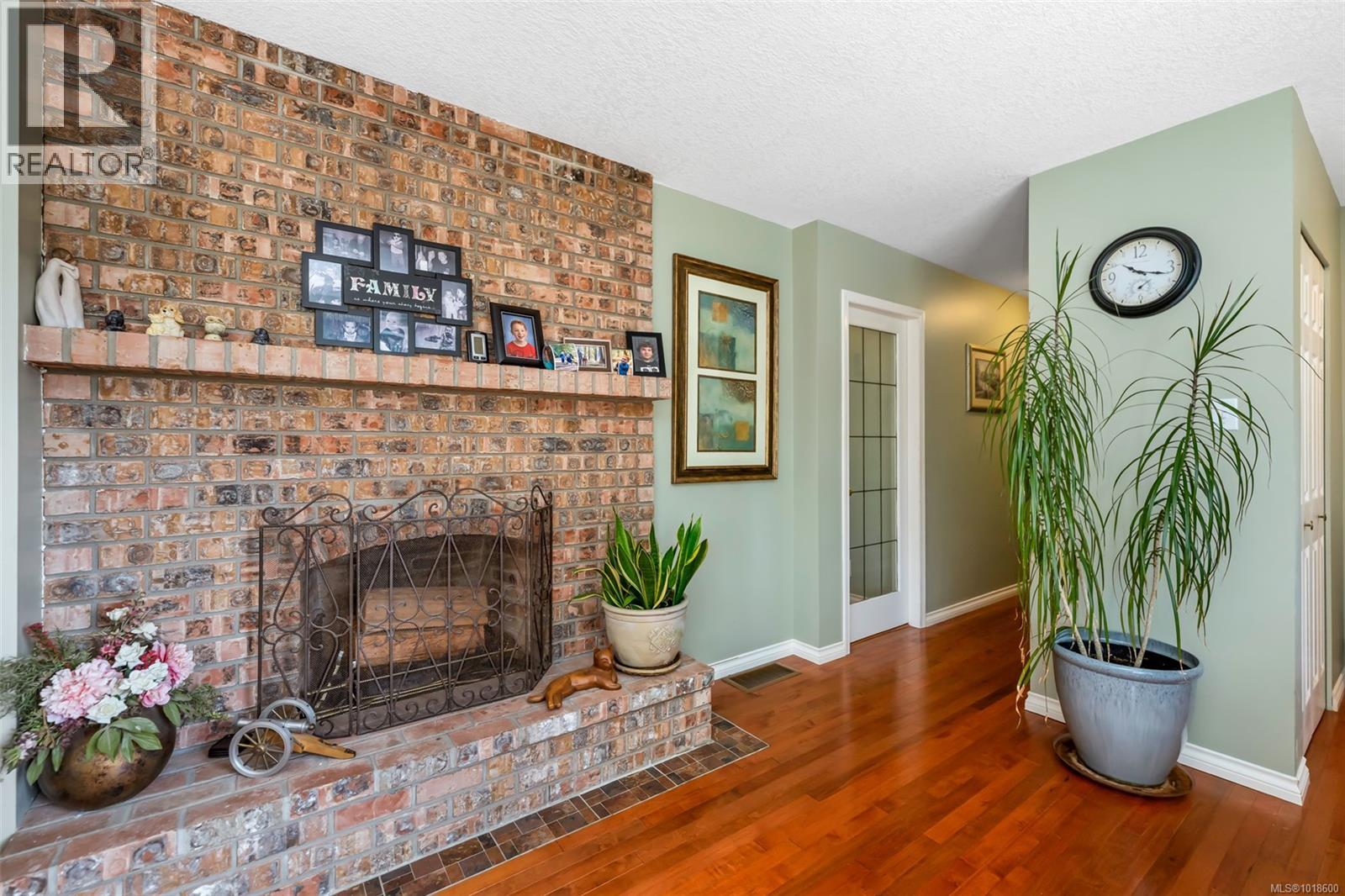 4759 Yellow Point Rd, Ladysmith