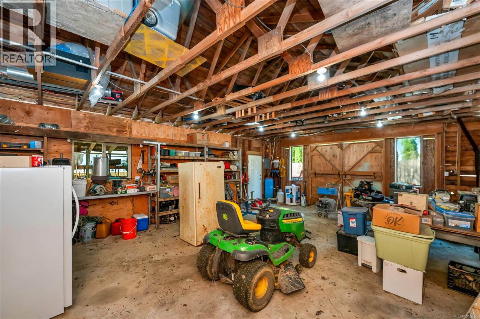 4759 Yellow Point Rd, Ladysmith