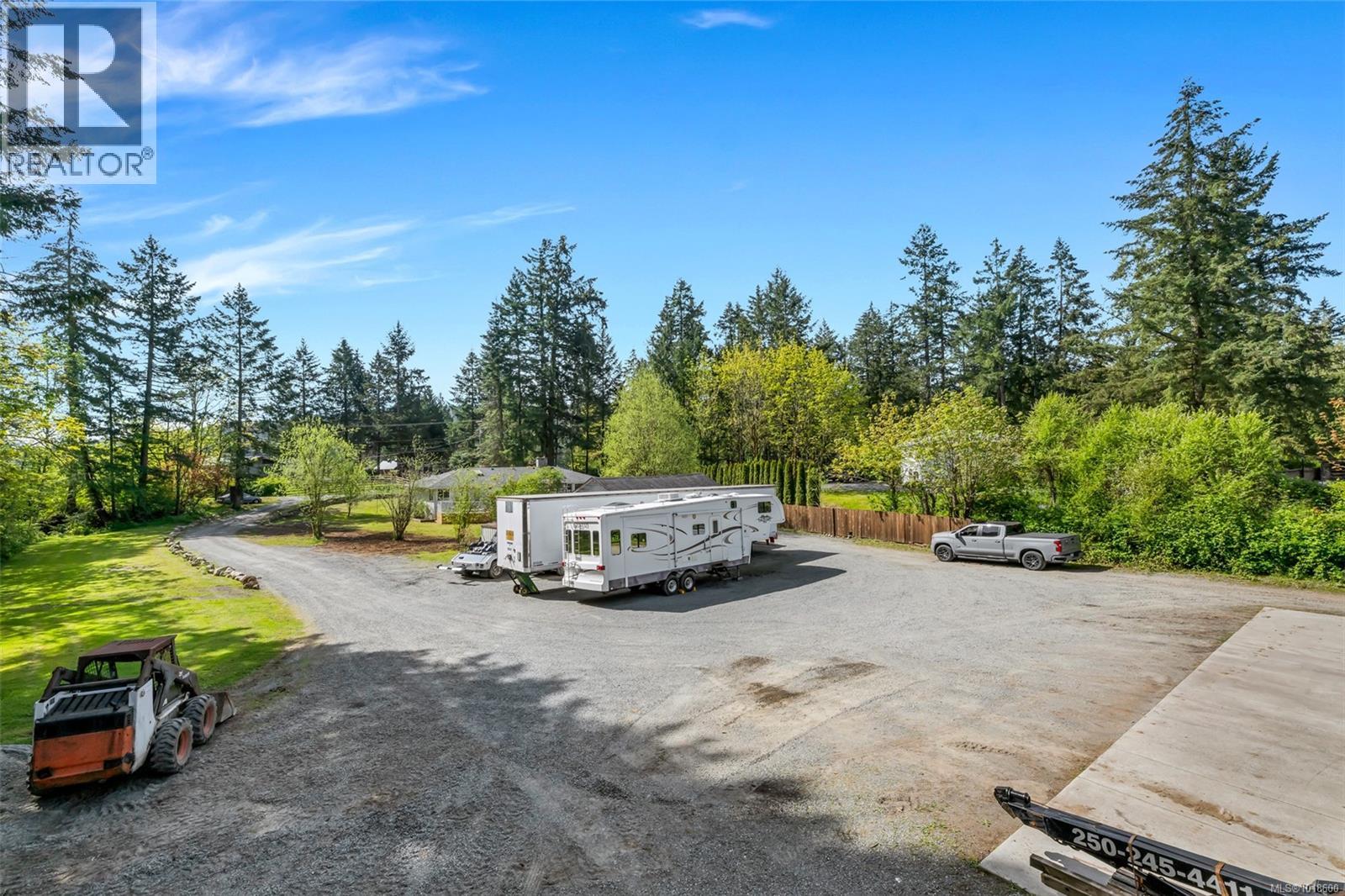 4759 Yellow Point Rd, Ladysmith