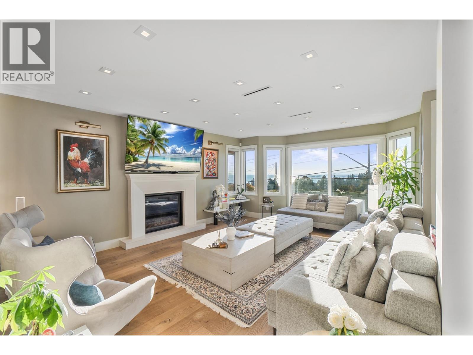 1388 21ST STREET, West Vancouver