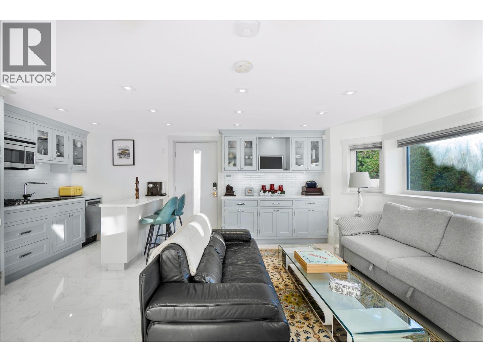 1388 21ST STREET, West Vancouver