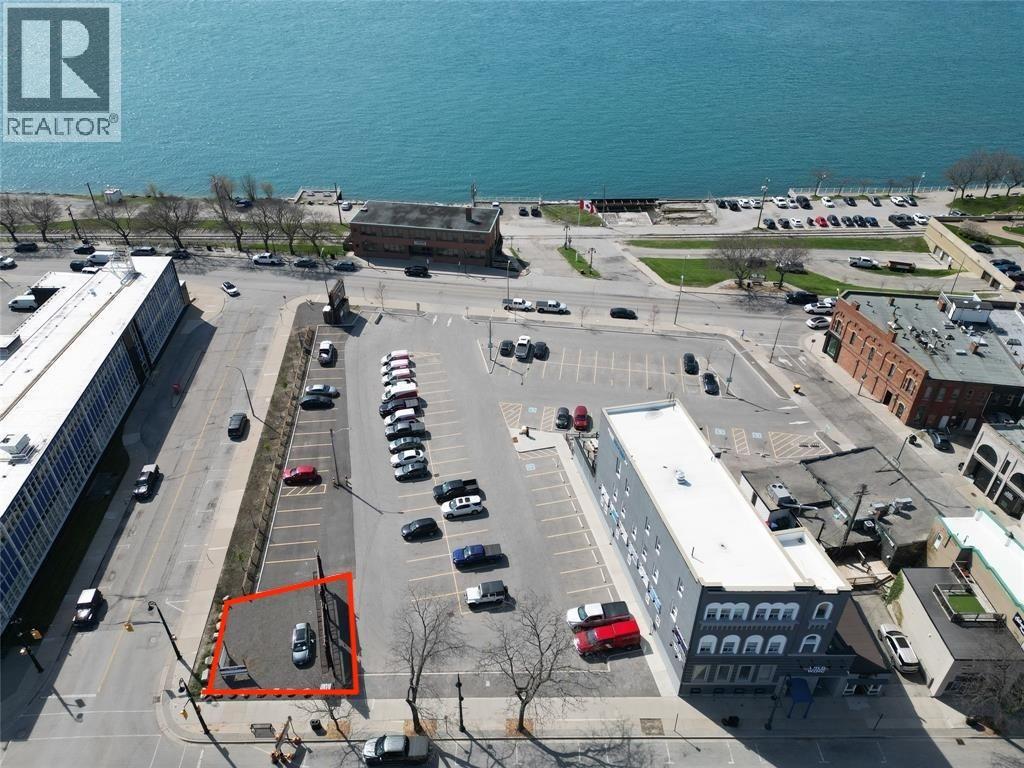 101 CHRISTINA STREET North