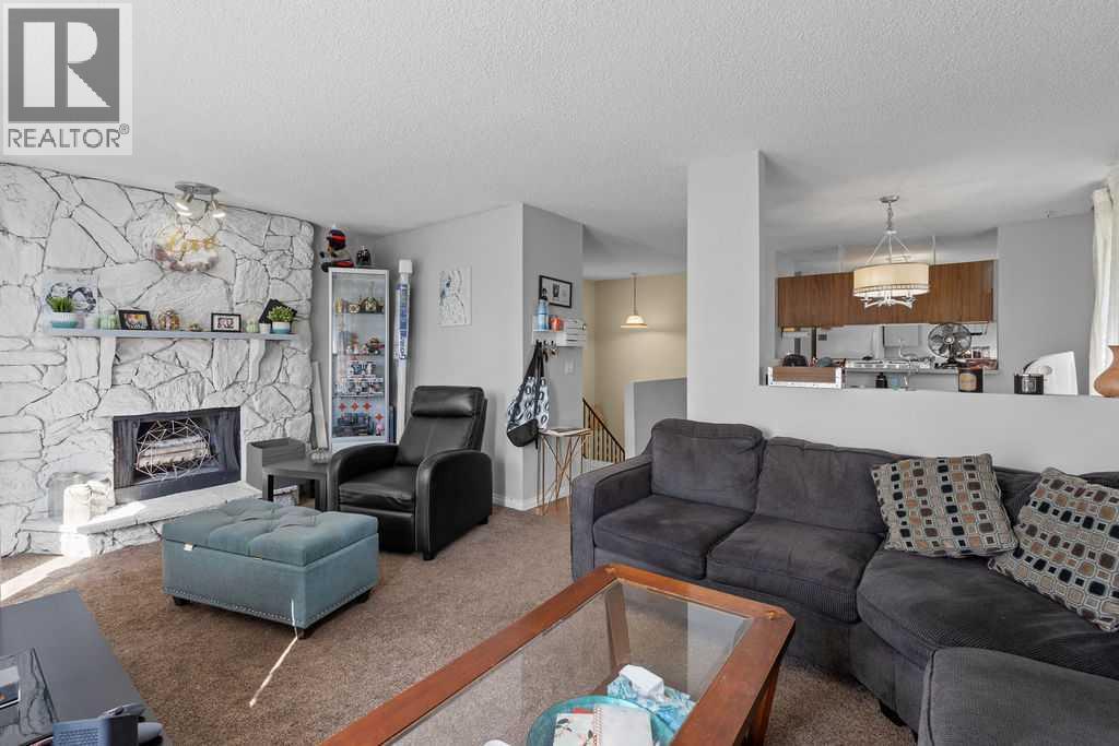 Single Family House Bungalow for Sale in   Avenue NE Pineridge Calgary 