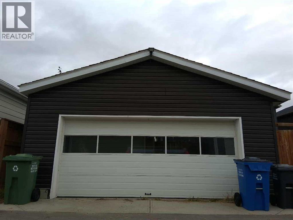 49 Fireside Bend, Cochrane