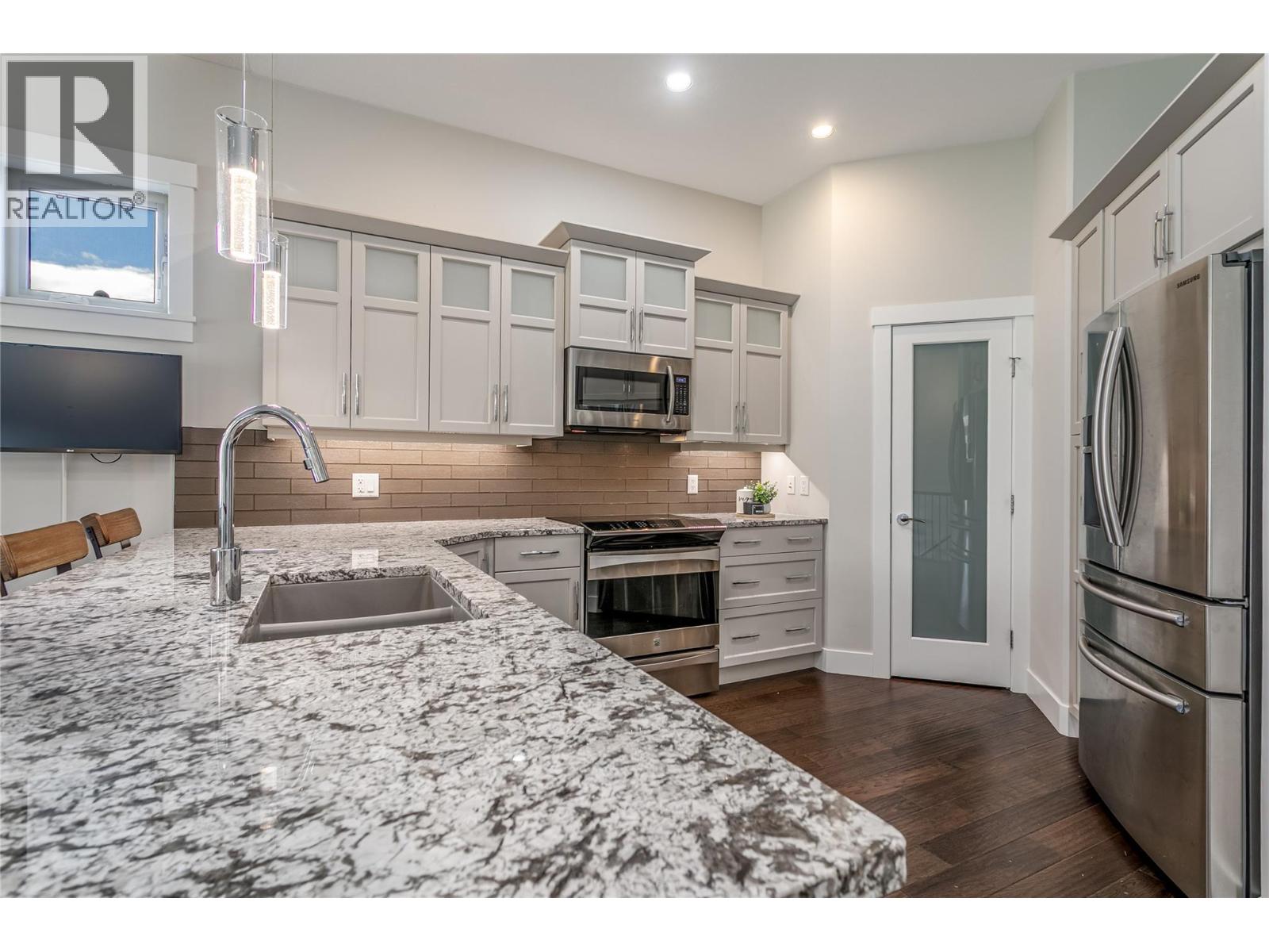 30 1836 TOWER RANCH Boulevard, Kelowna