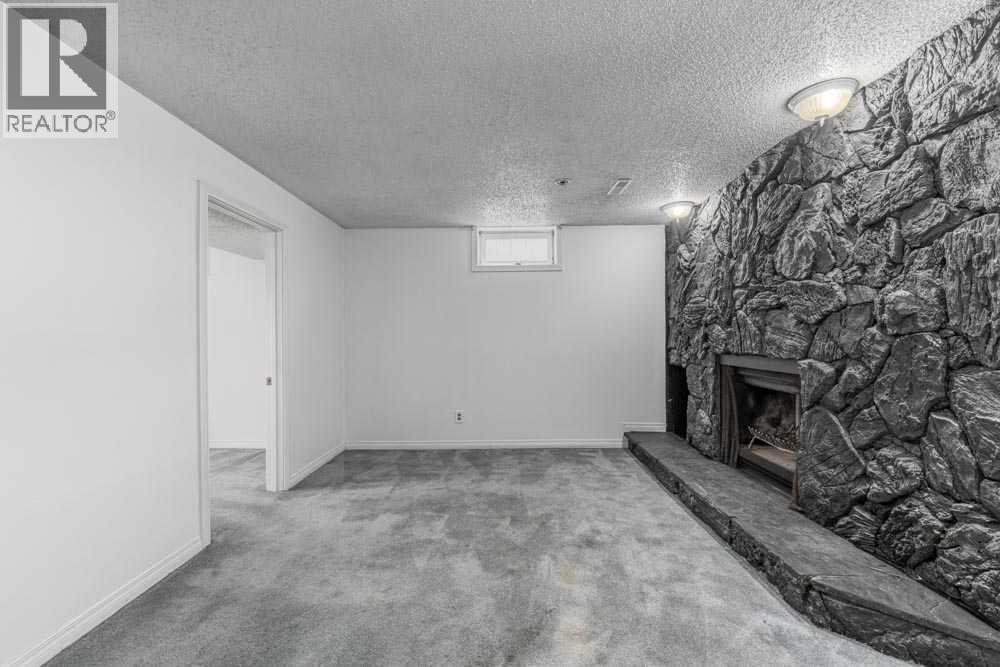 Single Family House Bungalow for Sale in   Avenue NE Pineridge Calgary 