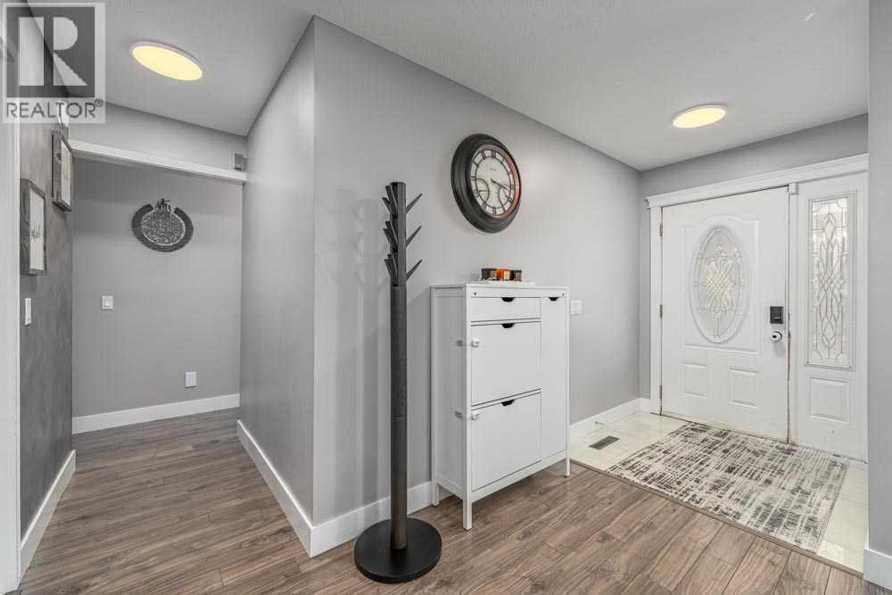 Single Family House Bungalow for Sale in   Avenue NE Pineridge Calgary 