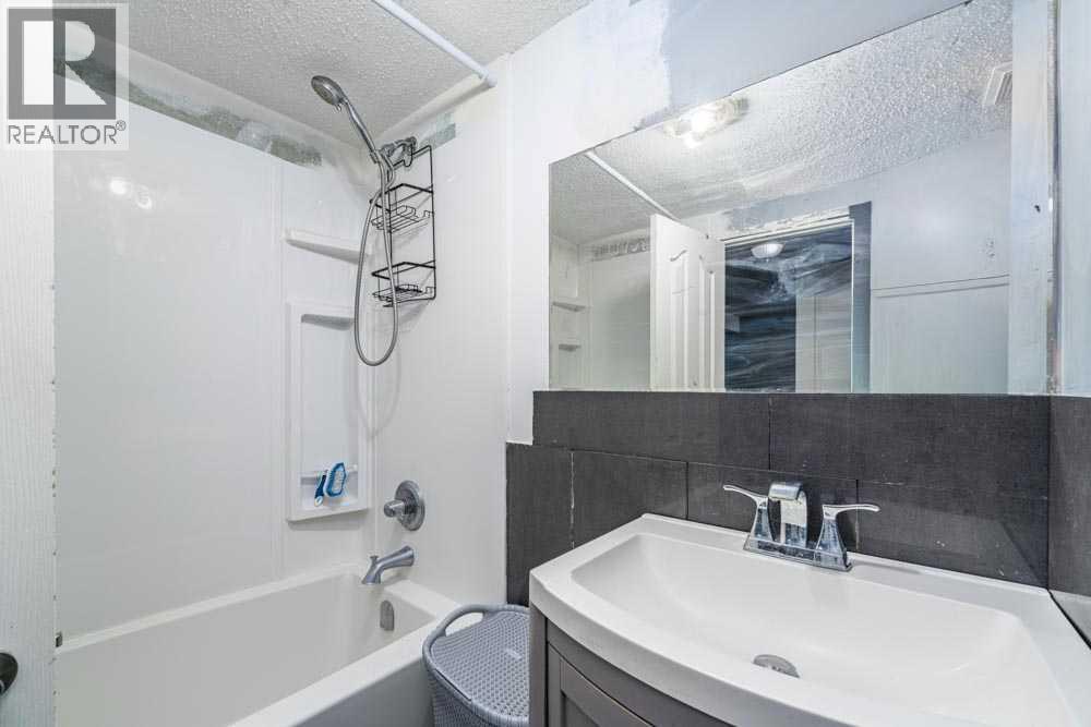 Single Family House Bungalow for Sale in   Avenue NE Pineridge Calgary 