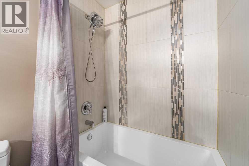 Single Family House Bungalow for Sale in   Avenue NE Pineridge Calgary 