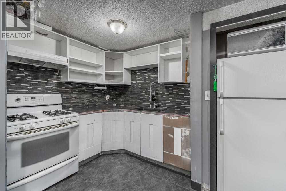 Single Family House Bungalow for Sale in   Avenue NE Pineridge Calgary 