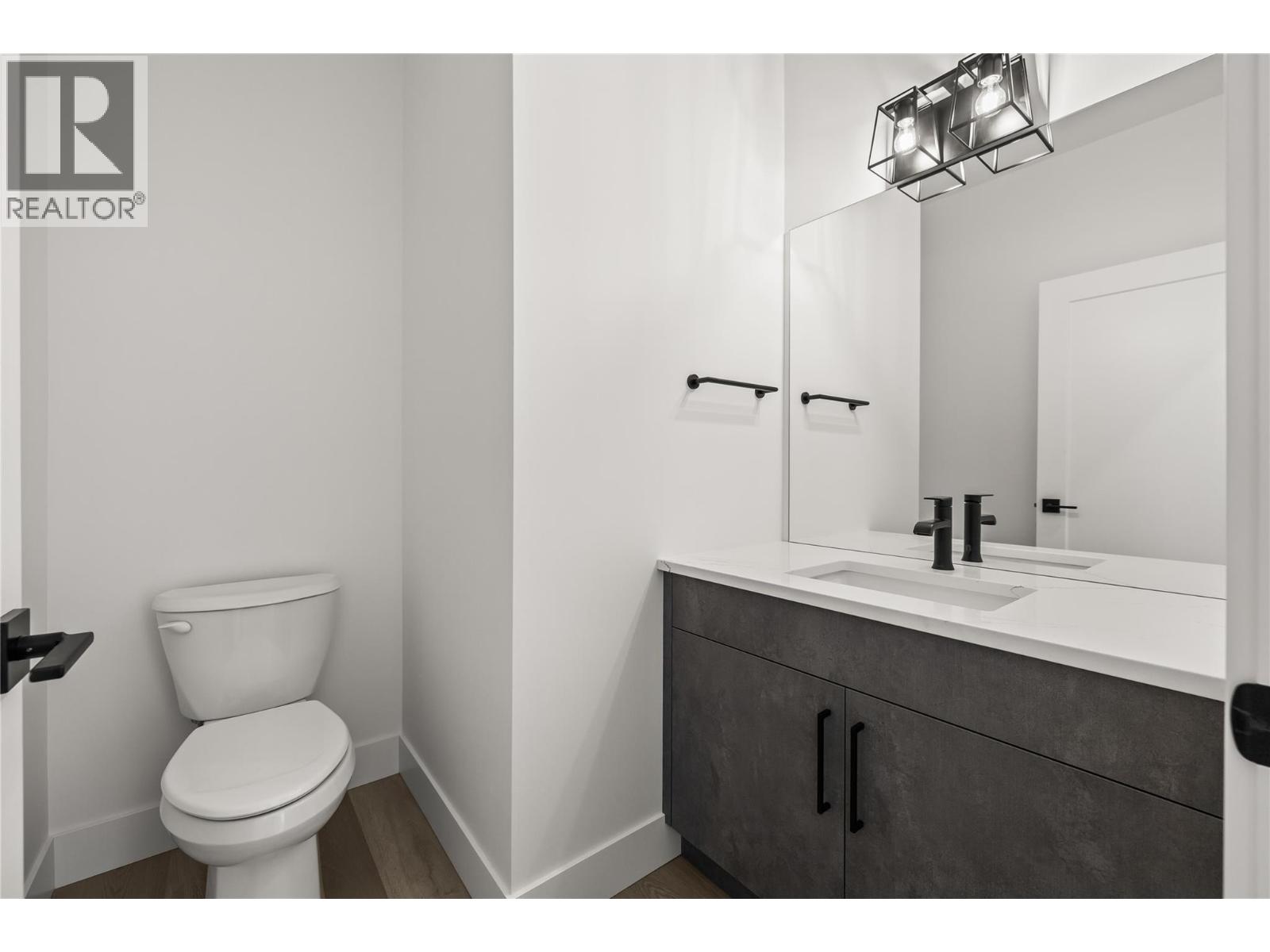 2835 Canyon Crest Drive Unit# 7, West Kelowna