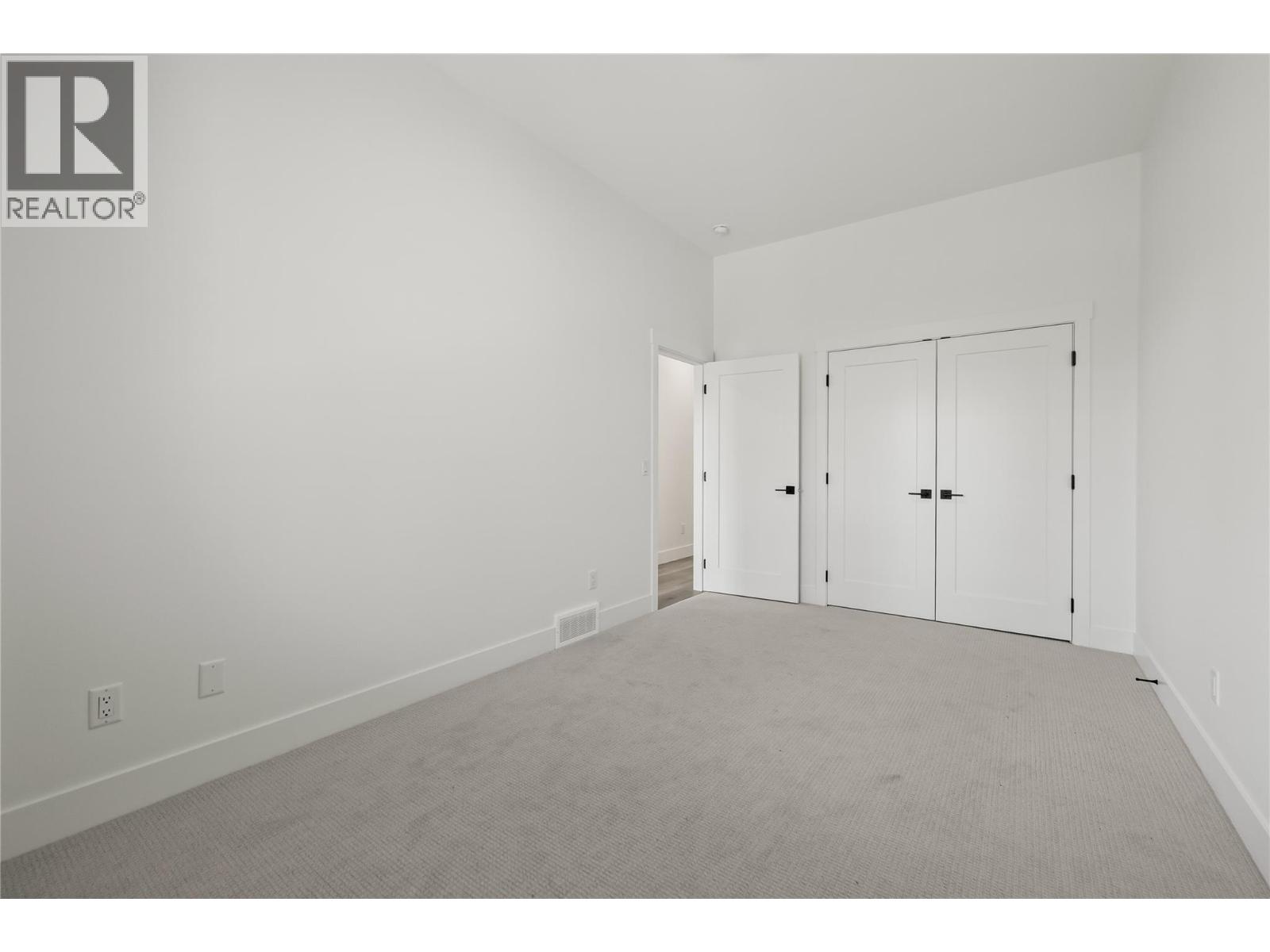 2835 Canyon Crest Drive Unit# 7, West Kelowna