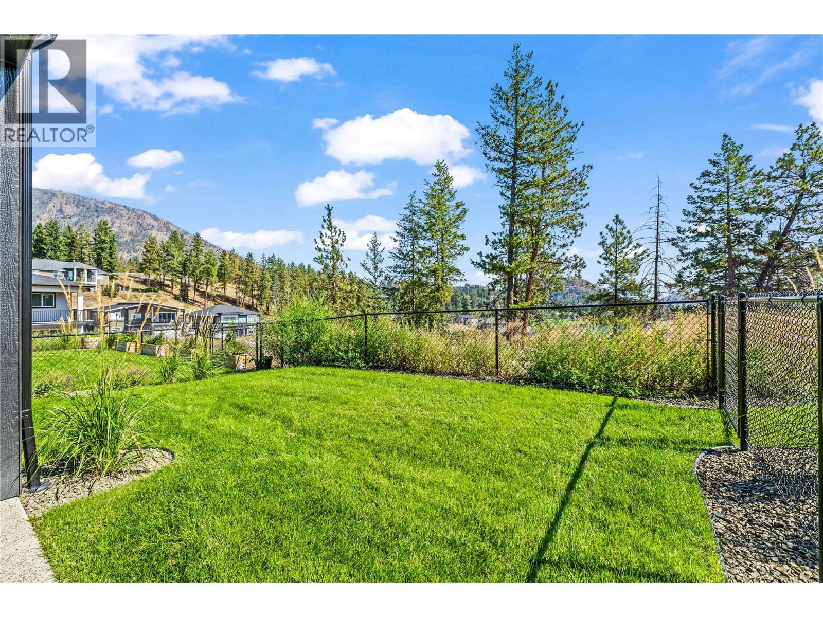 2835 Canyon Crest Drive Unit# 7, West Kelowna