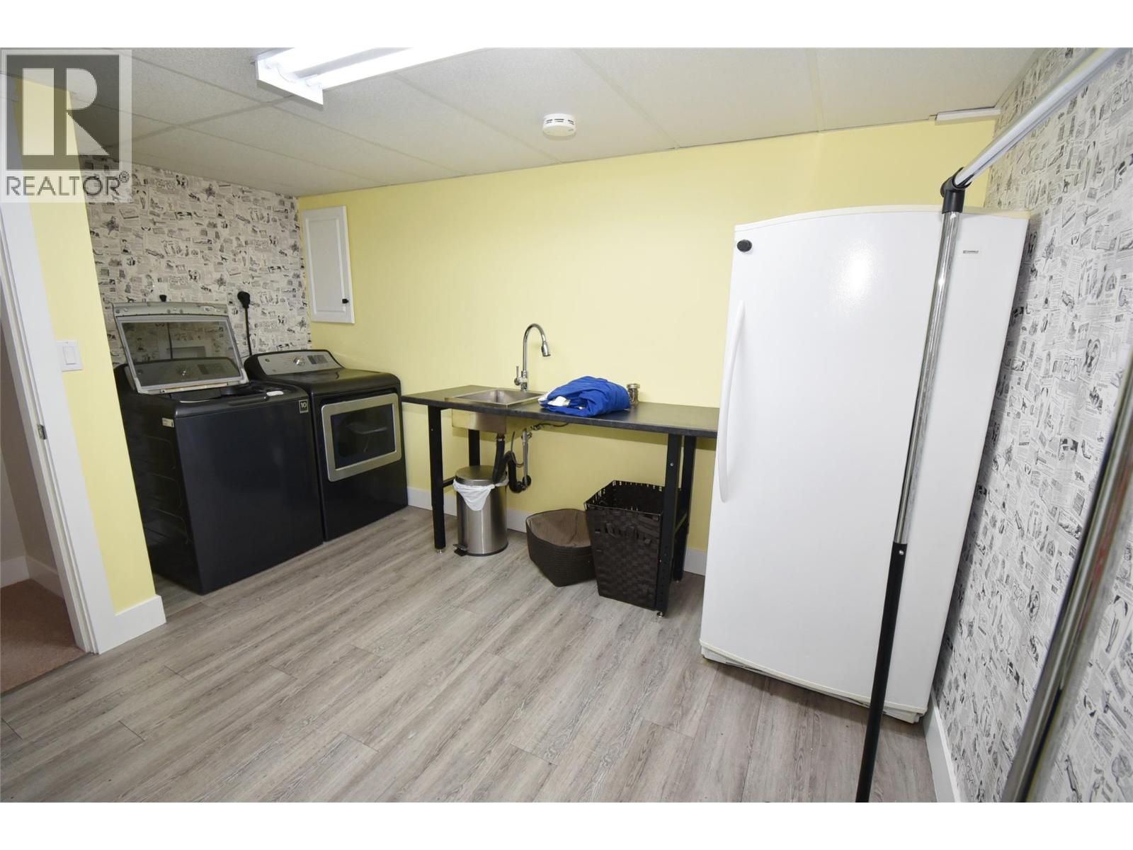  6427 Spencer Road, Kelowna