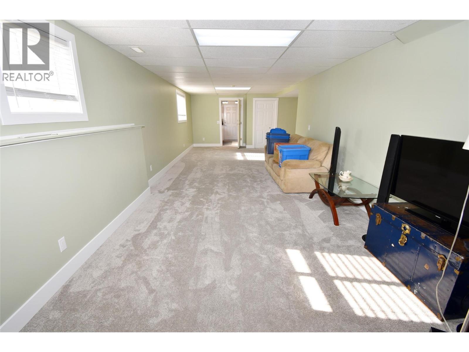  6427 Spencer Road, Kelowna