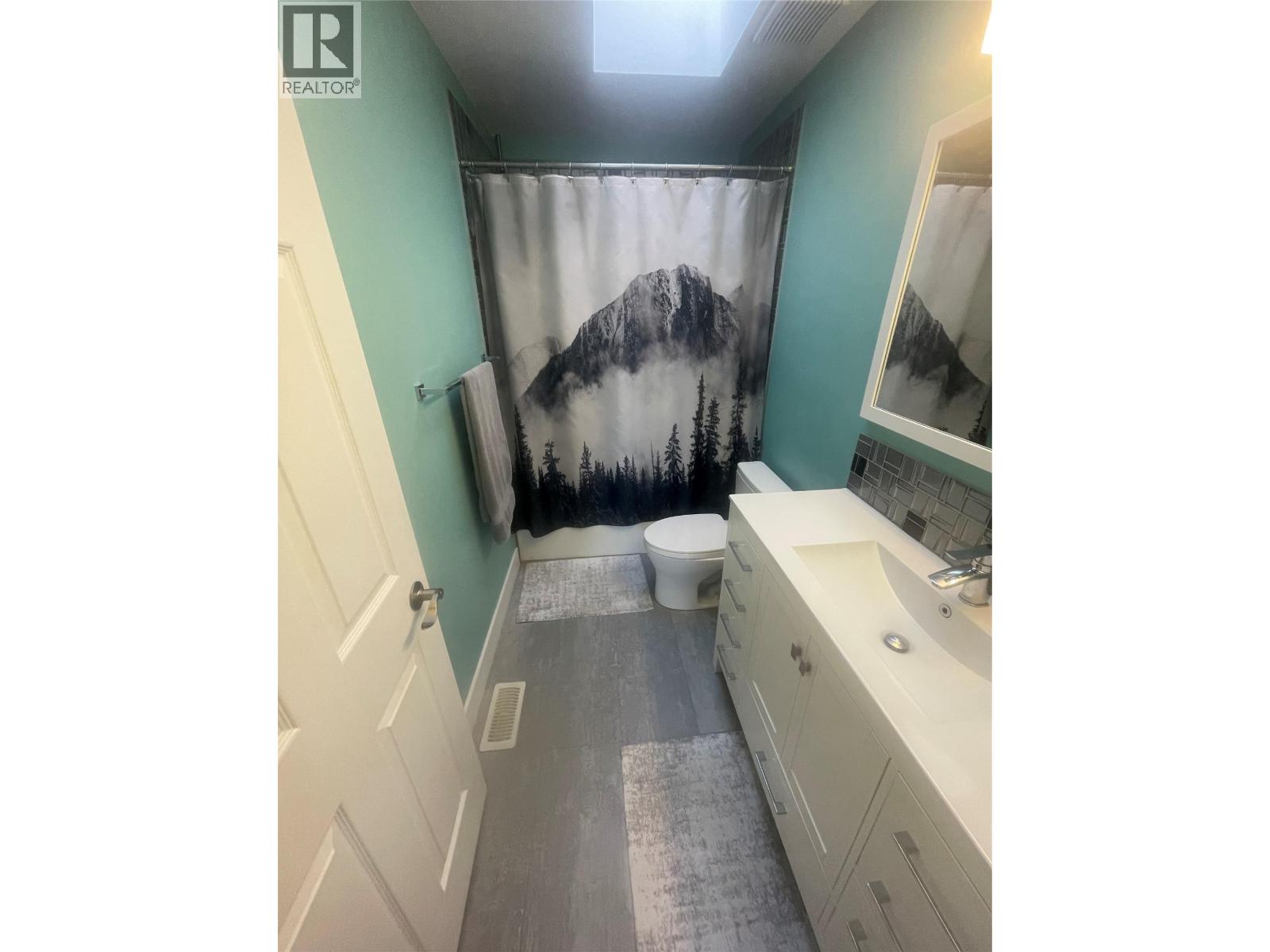  6427 Spencer Road, Kelowna