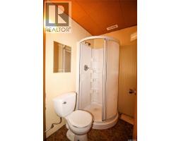 104 Maple Avenue S, Eastend, SK S0N0T0 Photo 14