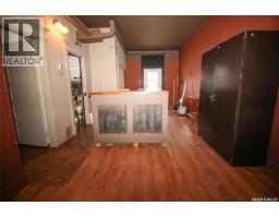104 Maple Avenue S, Eastend, SK S0N0T0 Photo 16