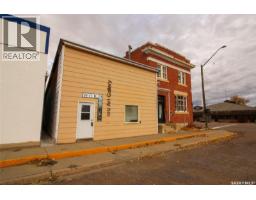 104 Maple Avenue S, Eastend, SK S0N0T0 Photo 18