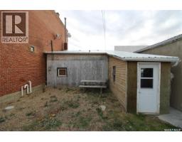 104 Maple Avenue S, Eastend, SK S0N0T0 Photo 22
