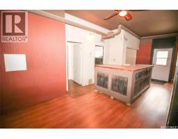 104 Maple Avenue S, Eastend, SK S0N0T0 Photo 6