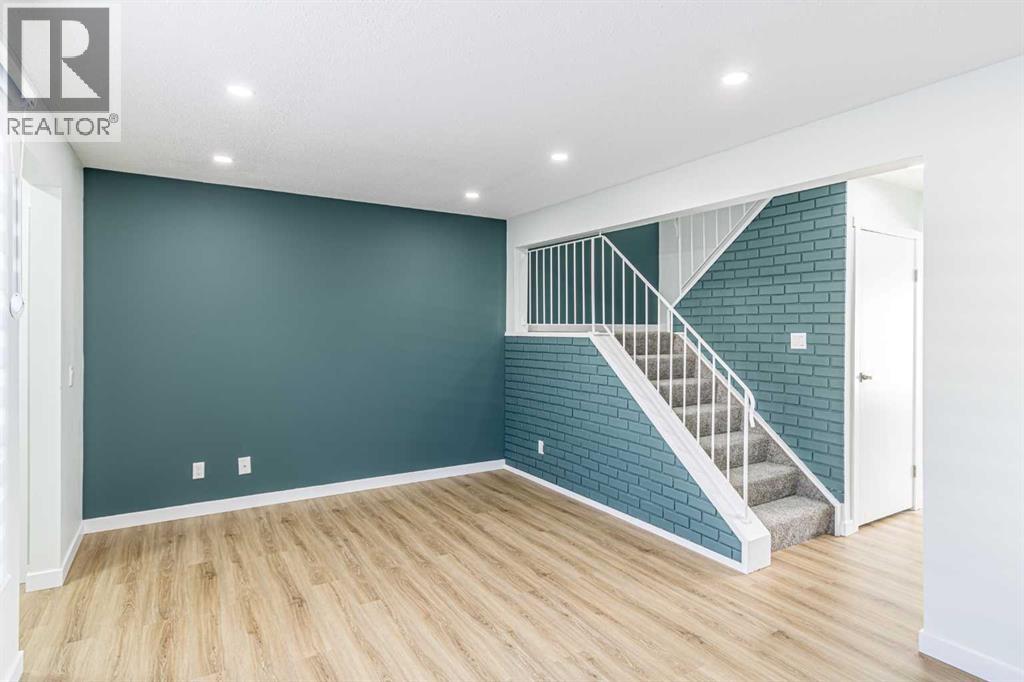 Single Family House for Sale in   Pennsylvania Road SE Penbrooke Meadows Calgary 