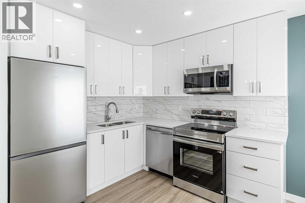 Single Family House for Sale in   Pennsylvania Road SE Penbrooke Meadows Calgary 