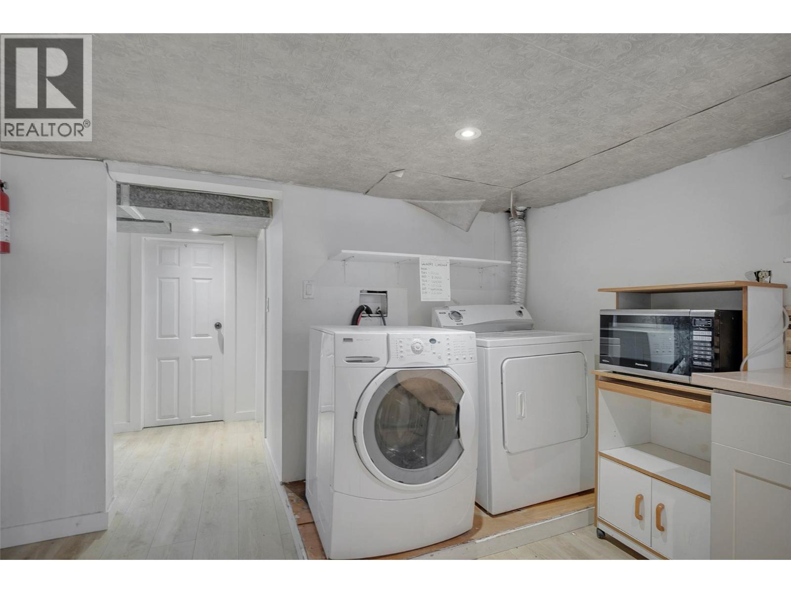  1331 Belaire Avenue, Kelowna