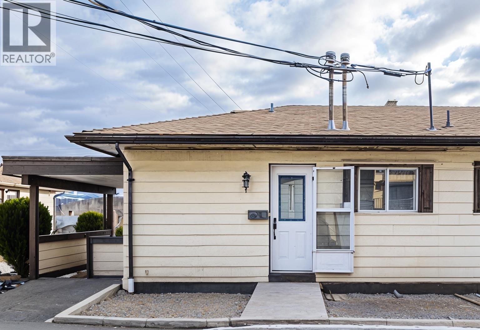 4004 34 Street, Vernon