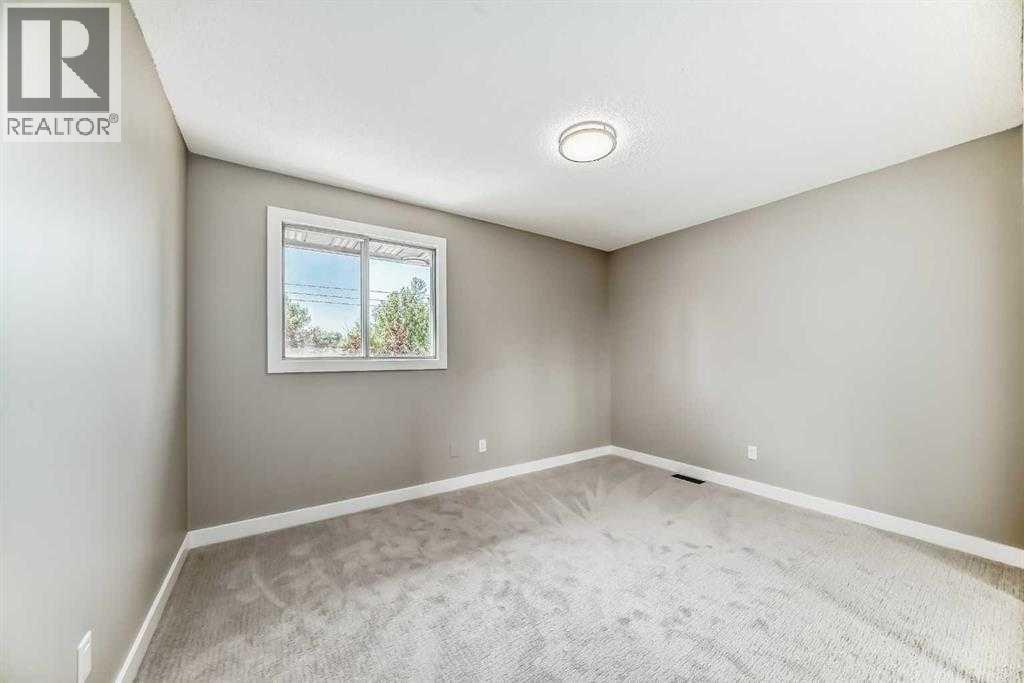 Single Family House for Sale in  Brooklyn Crescent NW Brentwood Calgary 