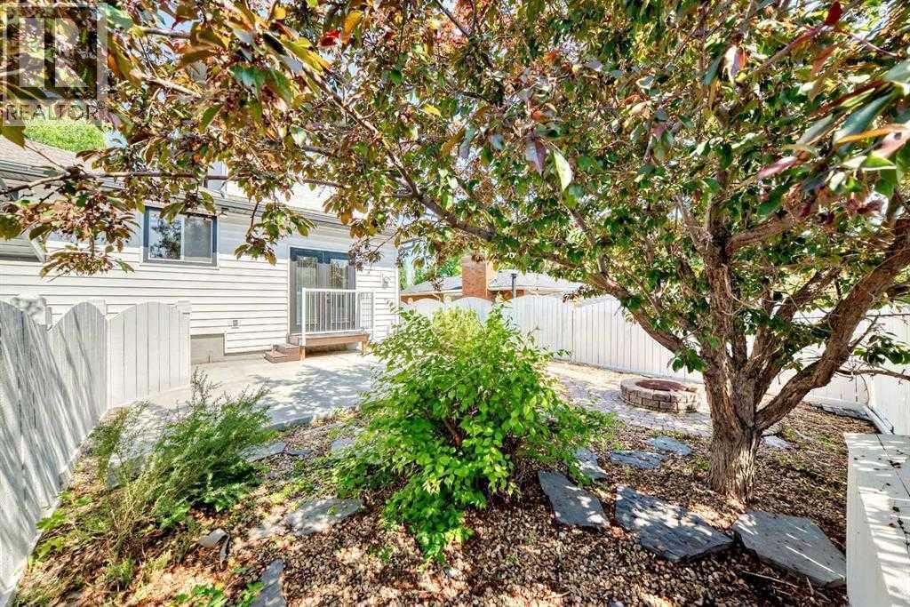 Single Family House for Sale in  Brooklyn Crescent NW Brentwood Calgary 