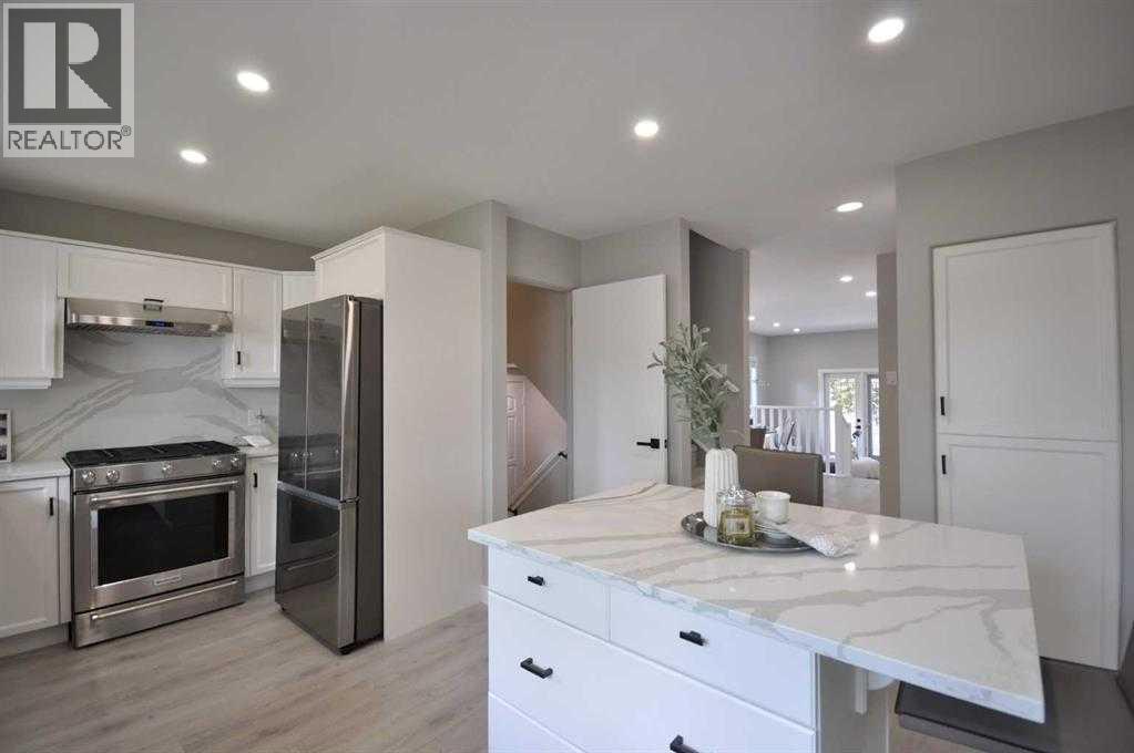 Single Family House for Sale in  Brooklyn Crescent NW Brentwood Calgary 