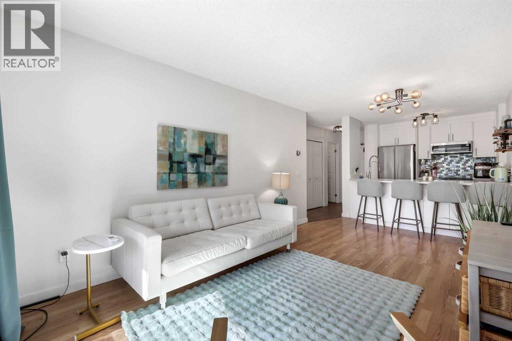 Single Family House for Sale in    Avenue SW Eau Claire Calgary 