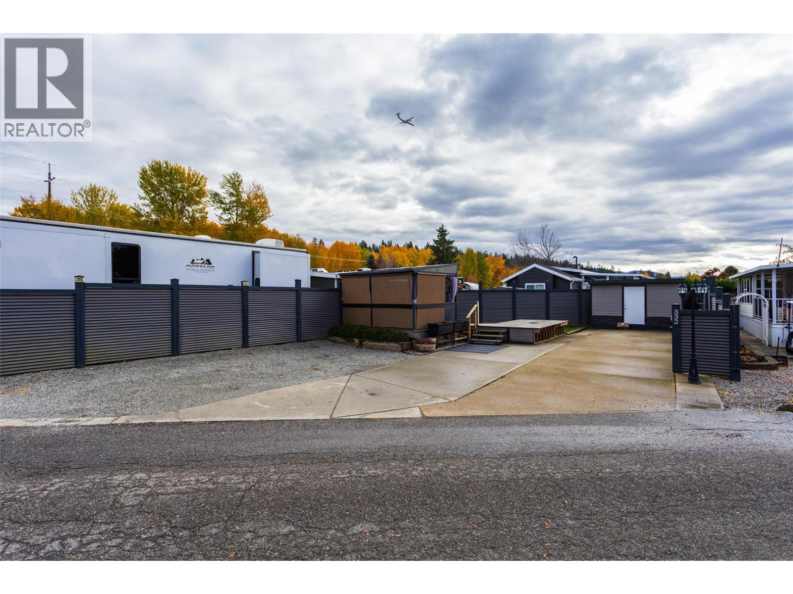 332 415 Commonwealth Road, Kelowna