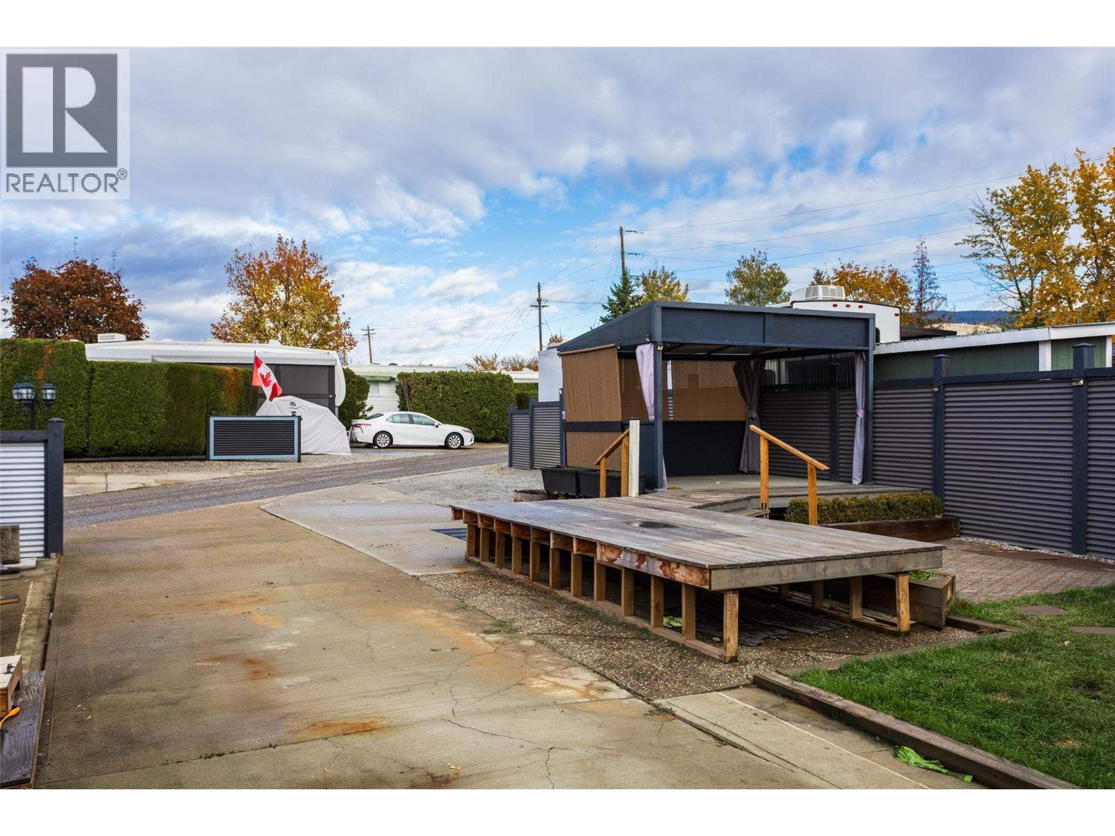 332 415 Commonwealth Road, Kelowna