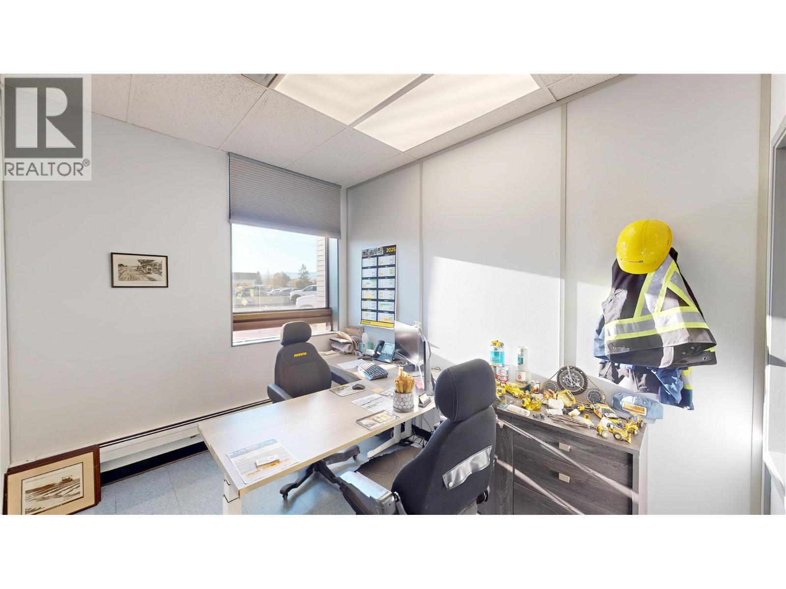  815 Cranbrook Street North, Cranbrook