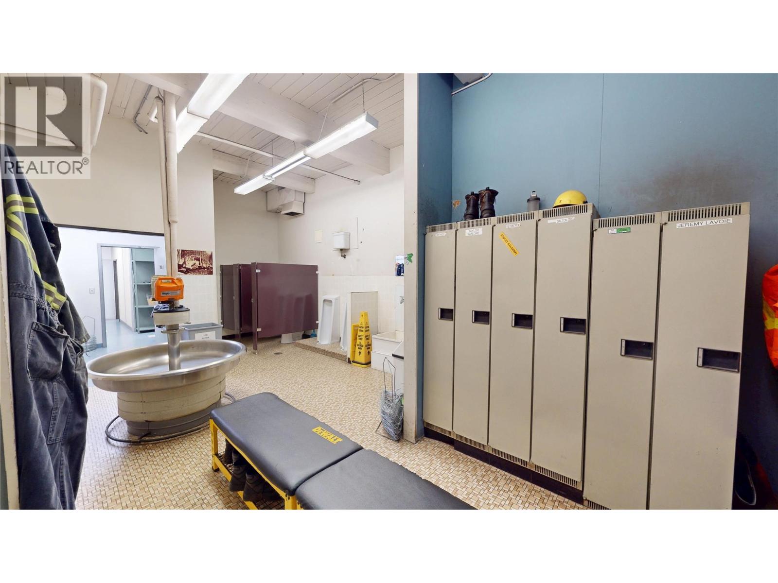  815 Cranbrook Street North, Cranbrook