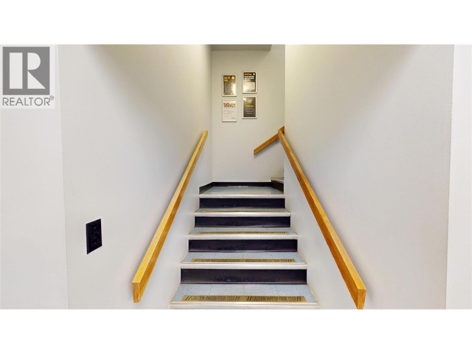  815 Cranbrook Street North, Cranbrook