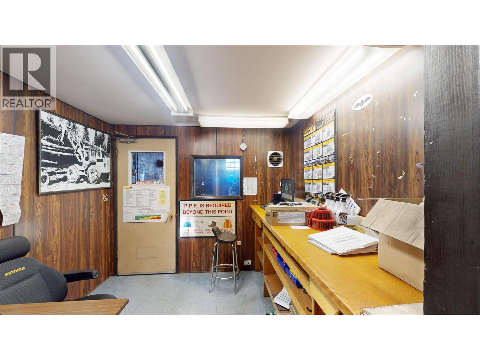  815 Cranbrook Street North, Cranbrook