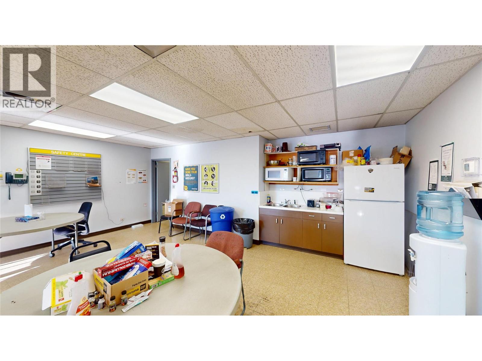  815 Cranbrook Street North, Cranbrook