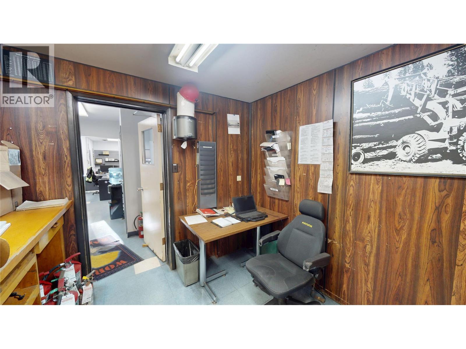  815 Cranbrook Street North, Cranbrook