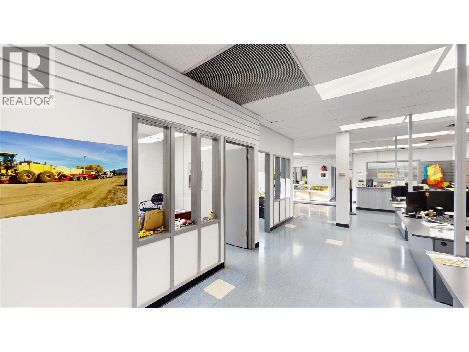  815 Cranbrook Street North, Cranbrook