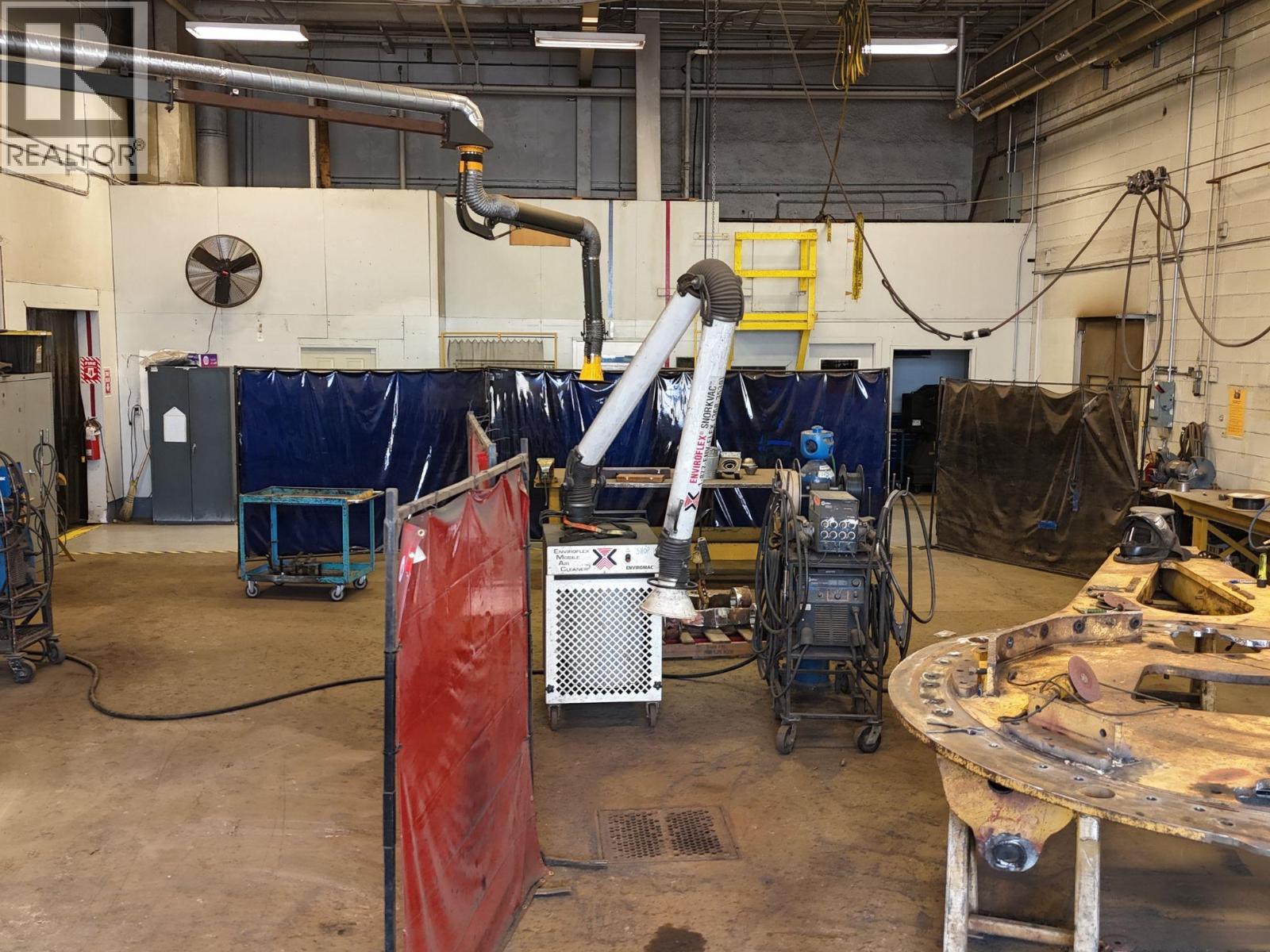  815 Cranbrook Street North, Cranbrook