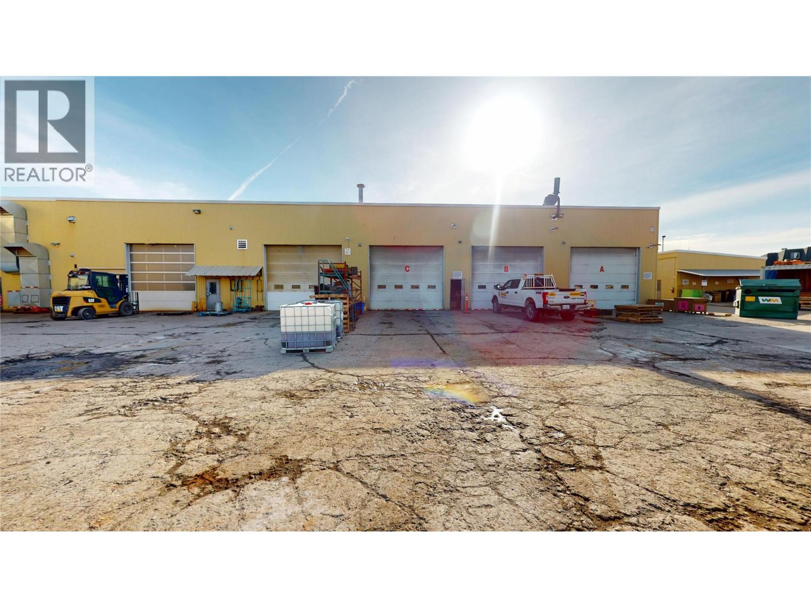  815 Cranbrook Street North, Cranbrook