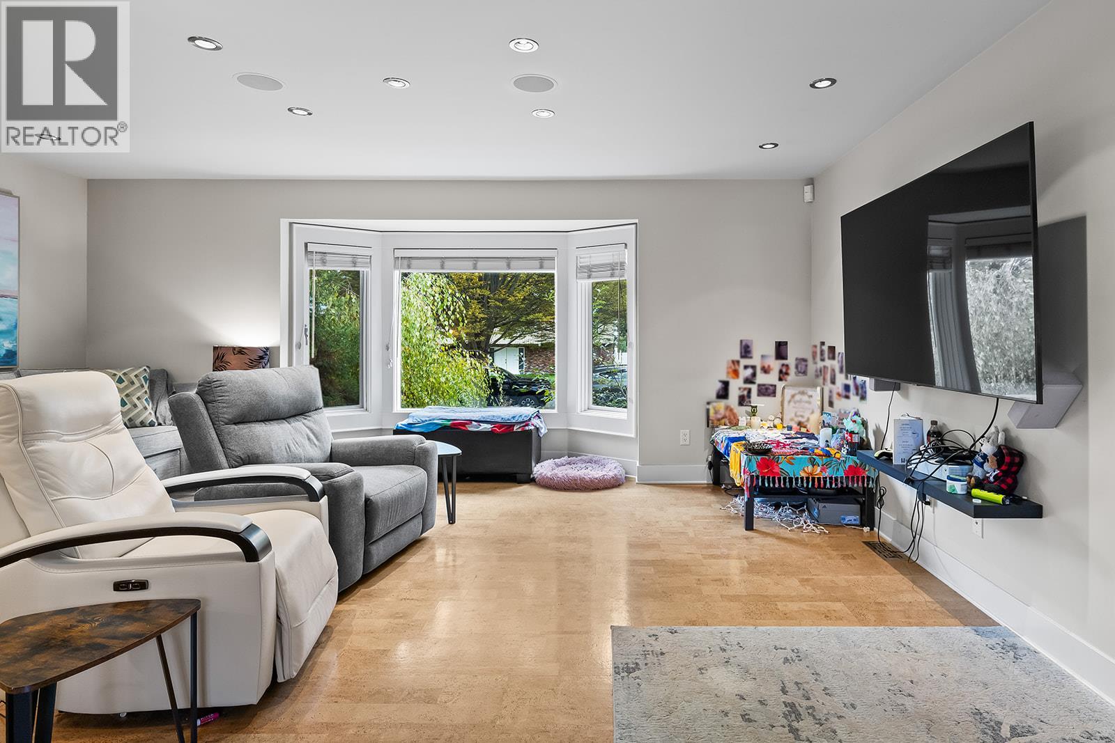  875 Coronado Crescent, Kelowna