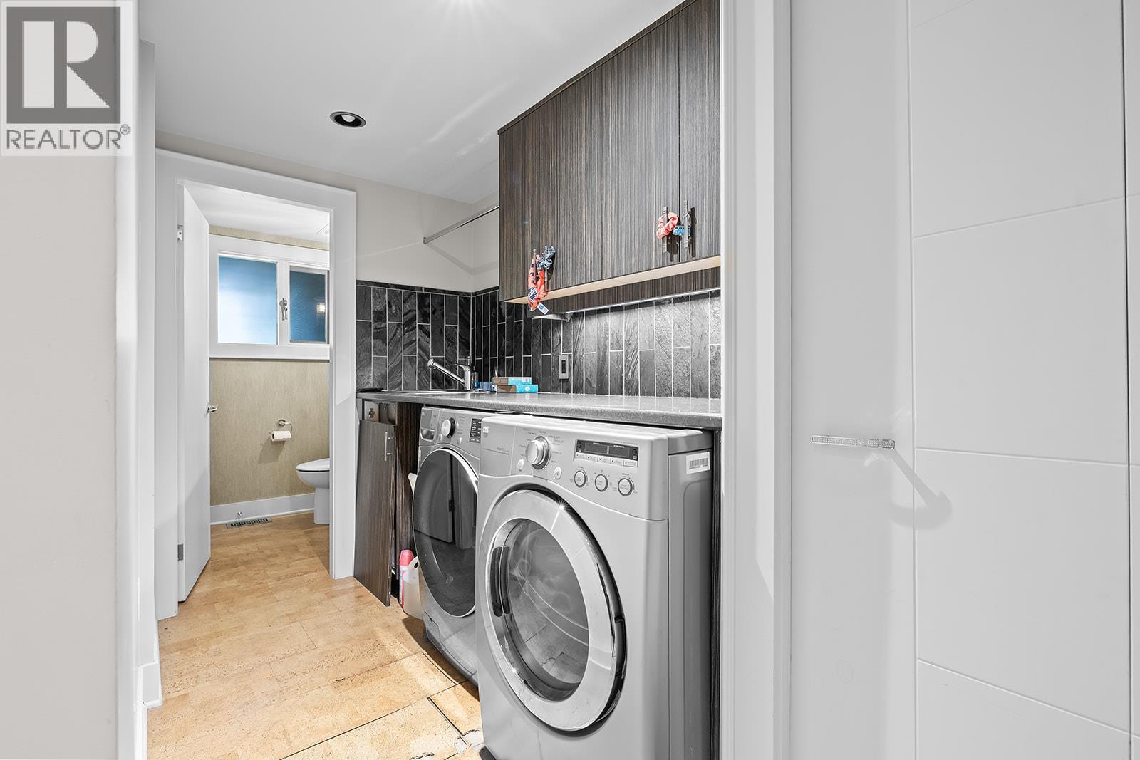  875 Coronado Crescent, Kelowna