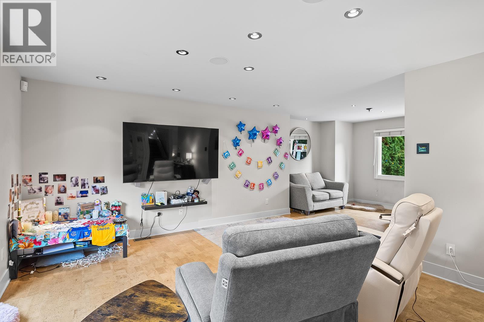  875 Coronado Crescent, Kelowna