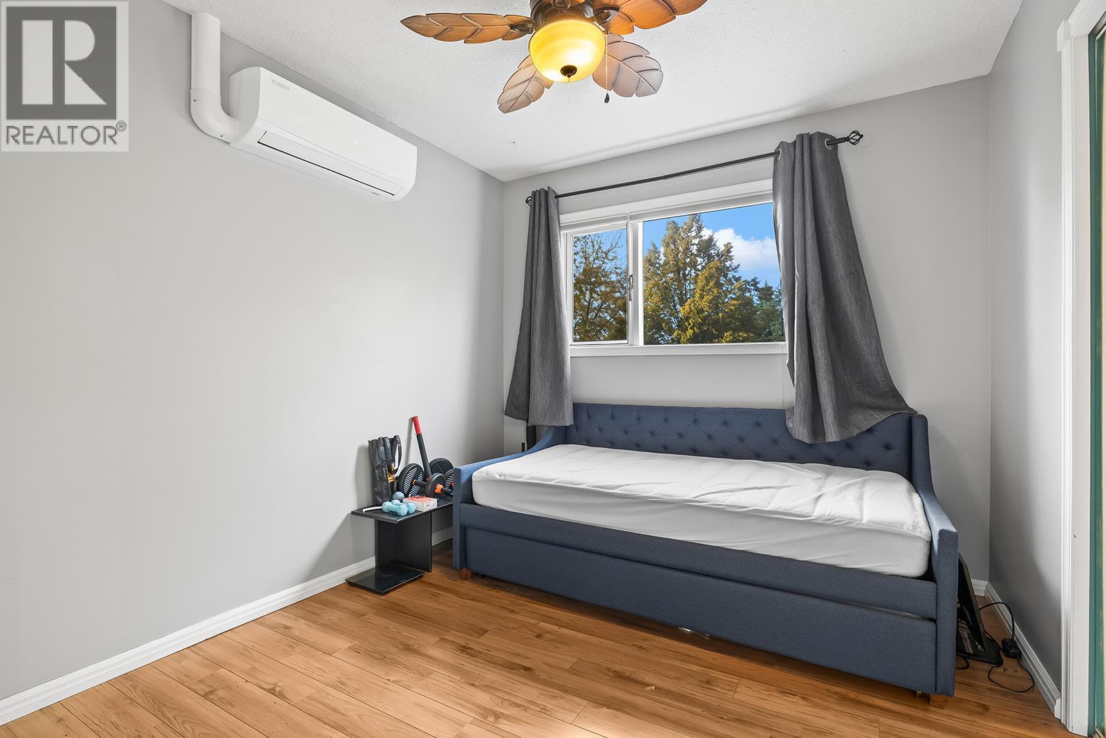  875 Coronado Crescent, Kelowna