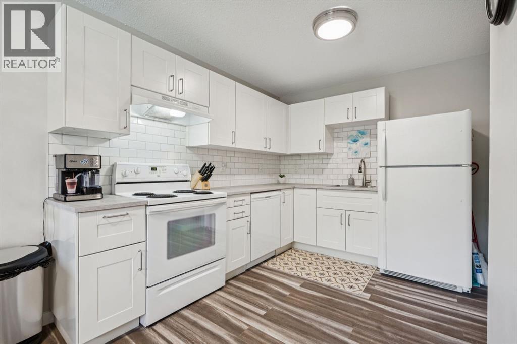 Single Family House for Sale in N  Lynnview Road SE Ogden Calgary 